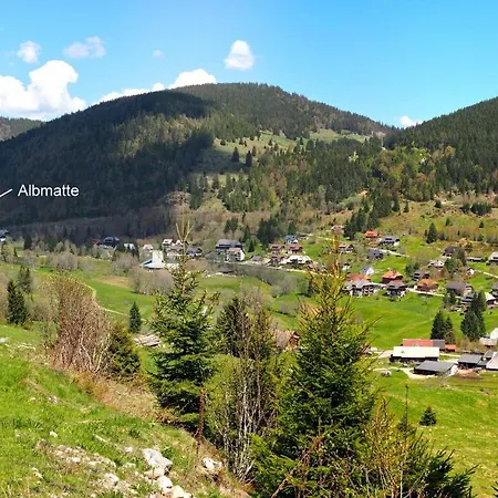 Apartment C2 Albmatte-fewo , Hallenbad Aussenbecken Massagen Nebenan *