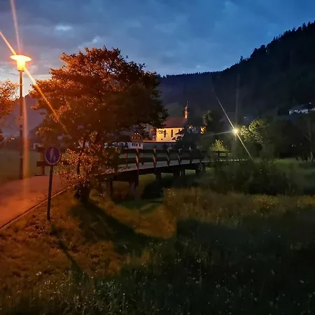C2 Albmatte-fewo , Hallenbad Aussenbecken Massagen Nebenan St. Blasien