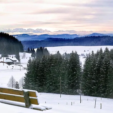 Apartment C2 Albmatte-fewo , Hallenbad Aussenbecken Massagen Nebenan